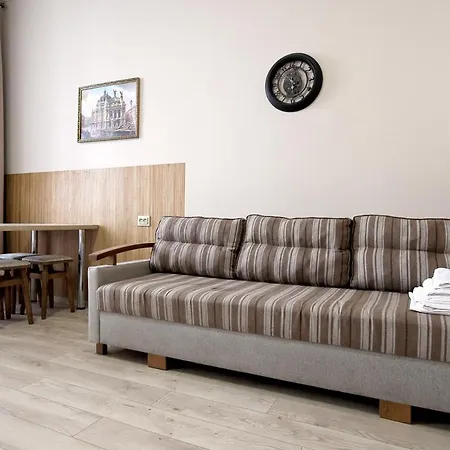 Апартаменти Buk On Doroshenka 25 *