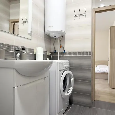 Buk On Doroshenka 25 *