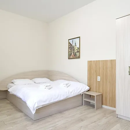 Buk On Doroshenka 25 *