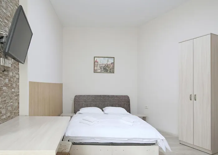 Buk On Doroshenka 25 Apartment