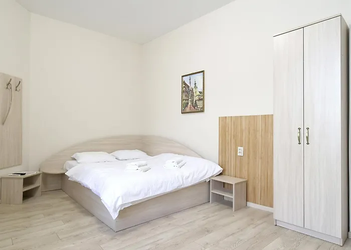 Buk On Doroshenka 25 *